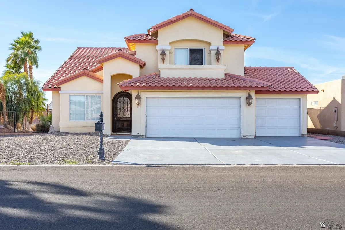 10624 S DEL VISTA DR, Yuma, AZ 85367 - Image #1