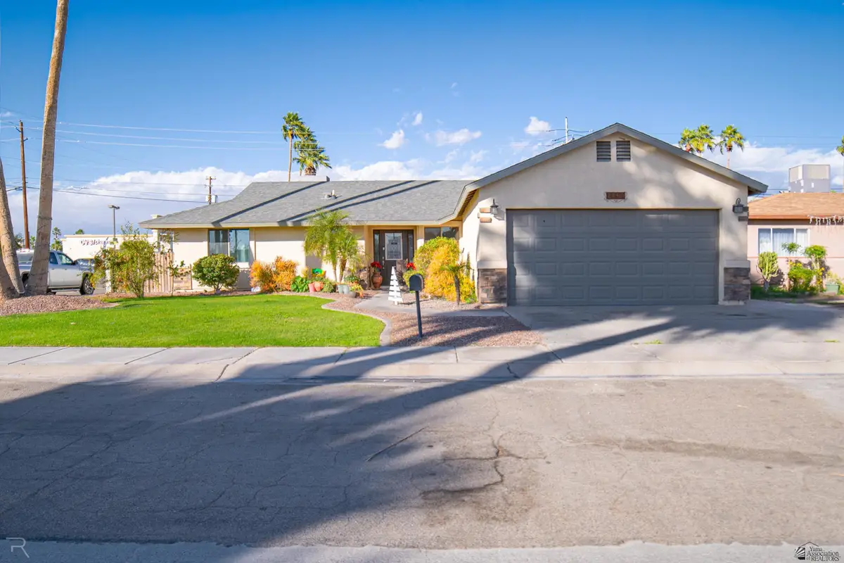 2240 W 16 PL, Yuma, AZ 85364 - Image #1