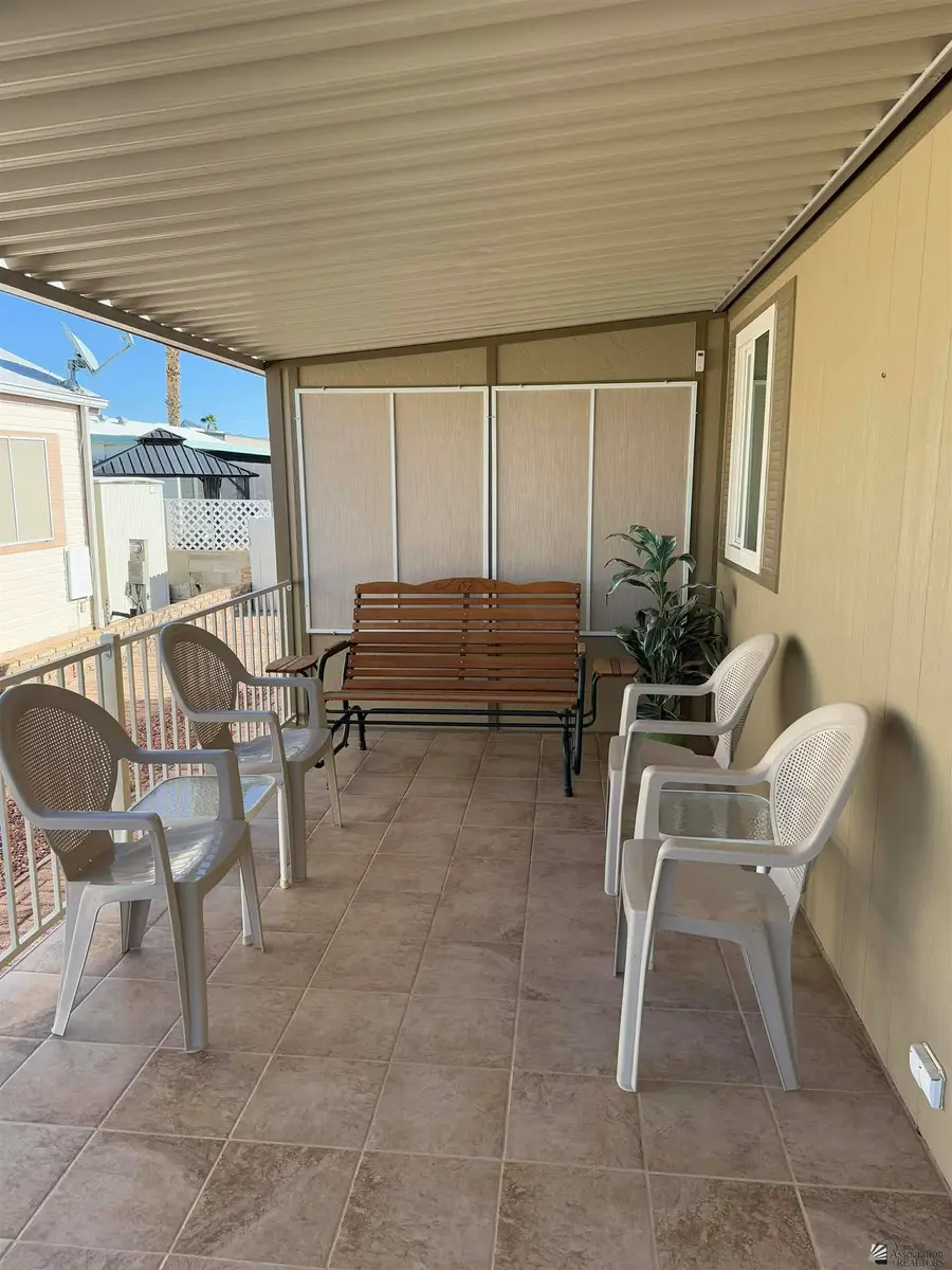 11275 S CLARA ANITA DR, Yuma, AZ 85367 - Image #3