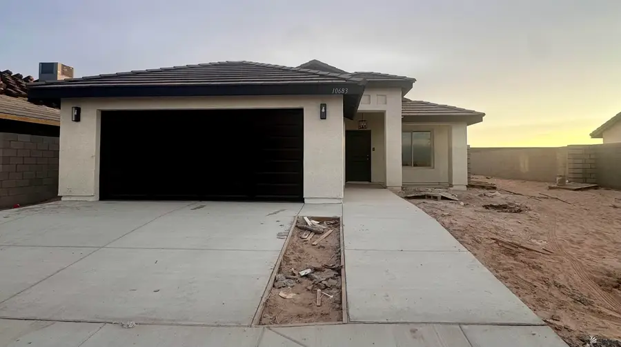 10563 E 46 LN, Yuma, AZ 85367 - #2