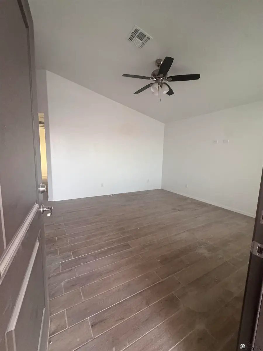 10563 E 46 LN, Yuma, AZ 85367 - #3