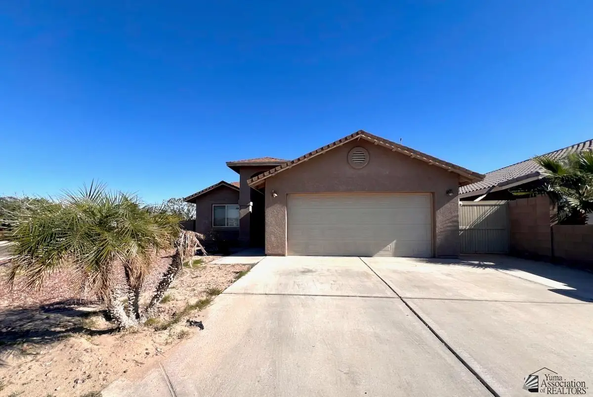 403 TERRAZAS DR, San Luis, AZ 85349 - Image #1