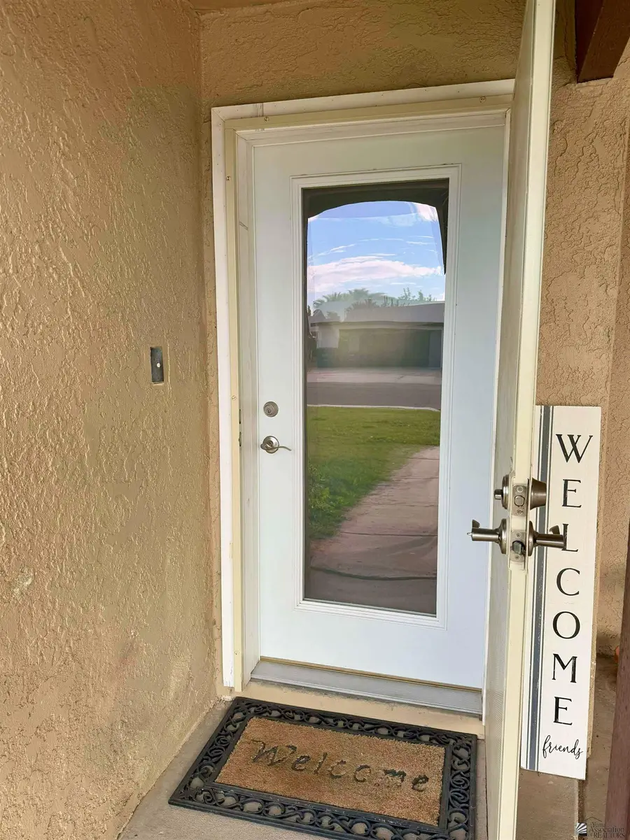 1722 W 27 ST, Yuma, AZ 85364 - Image #2