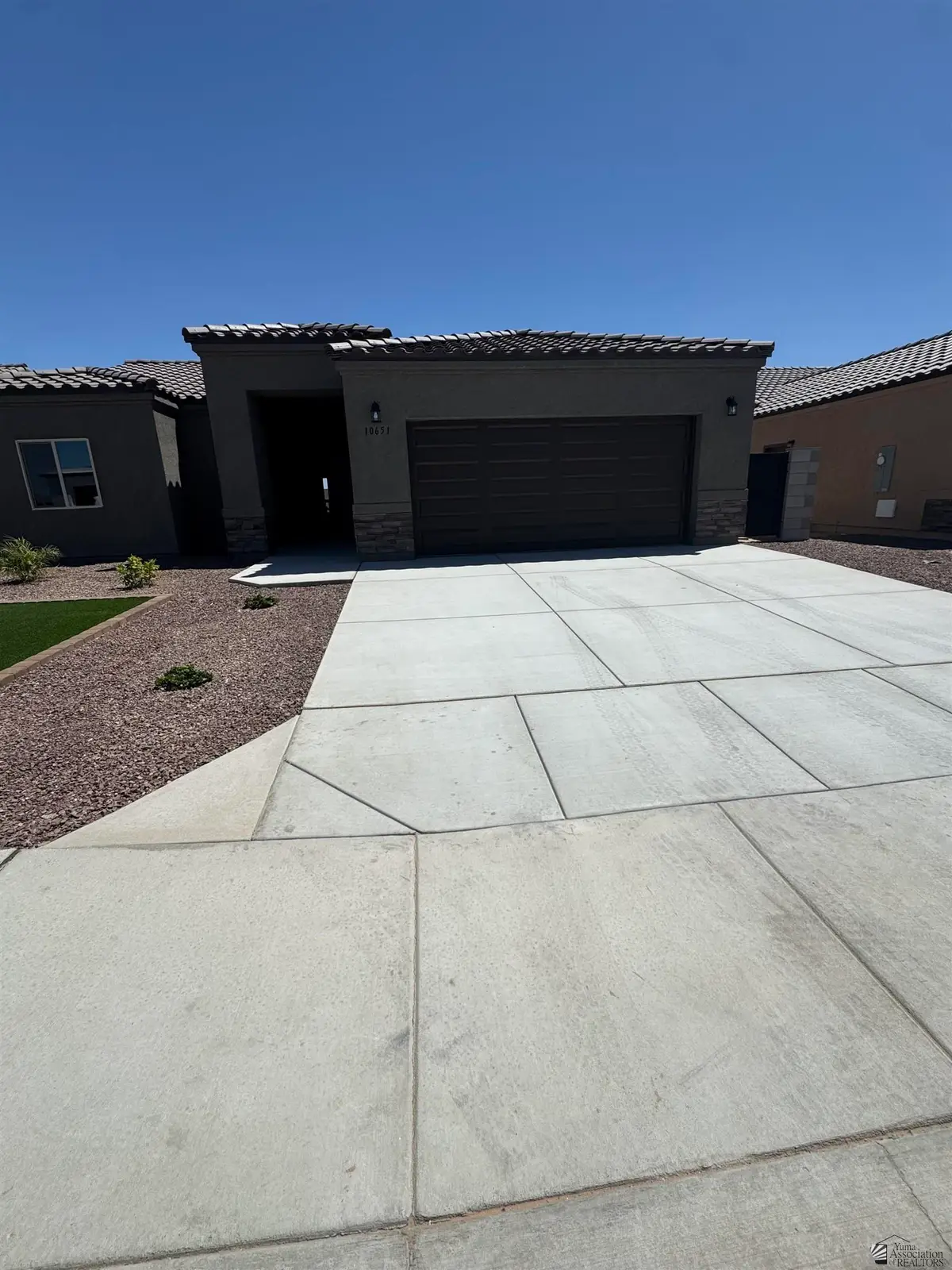 10577 E 45 PL, Yuma, AZ 85367 - Image #1