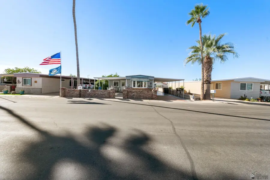3658 S YUCCA DR, Yuma, AZ 85364 - Image #2