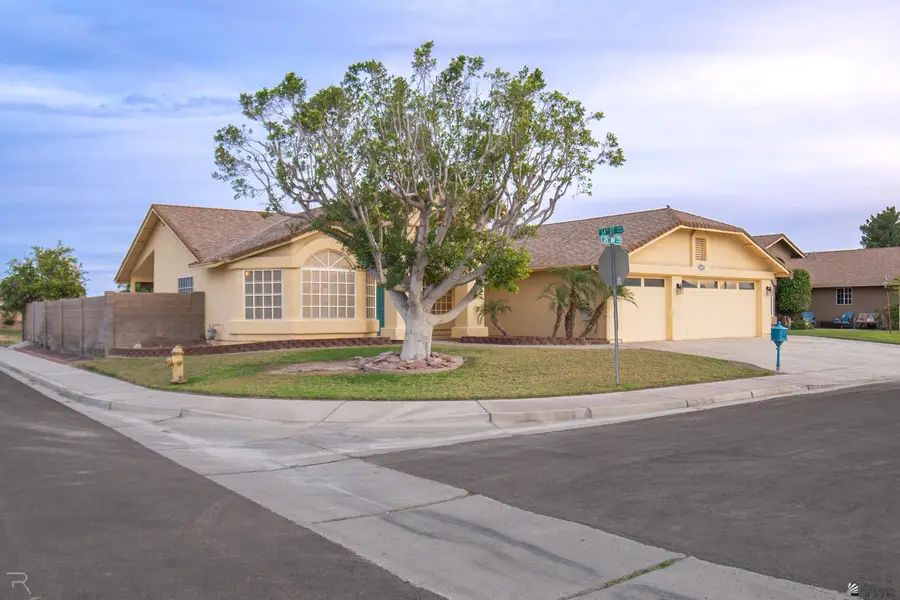 1407 S 35 AVE, Yuma, AZ 85364 - Image #2