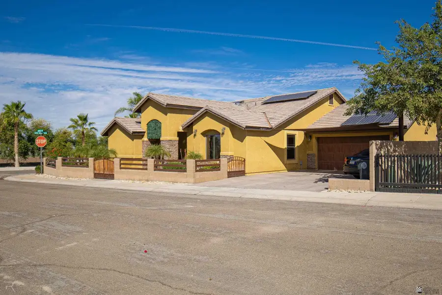 2425 N DAVID RIEDEL BLVD, San Luis, AZ 85336 - Image #2