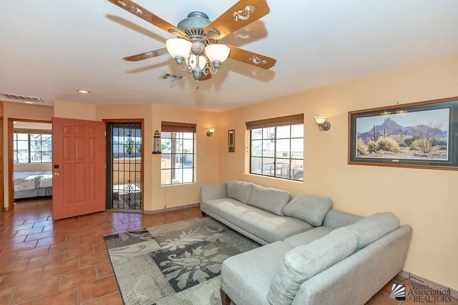 10330 S SUMMER AVE, Yuma, AZ 85365 - Image #2
