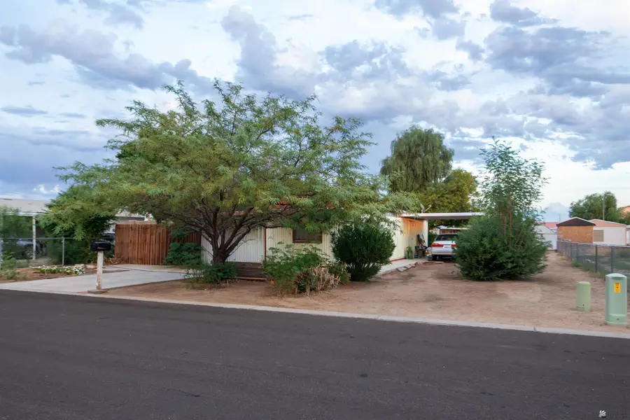 11333 S CARDINAL LN, Yuma, AZ 85365 - #2