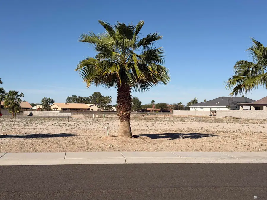 10222 S DEL VALLE, Yuma, AZ 85367 - Image #2