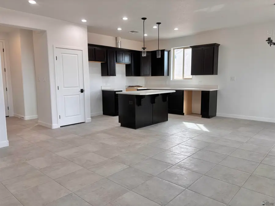 3410 E Albatross Dr, Yuma, AZ 85365 - #3