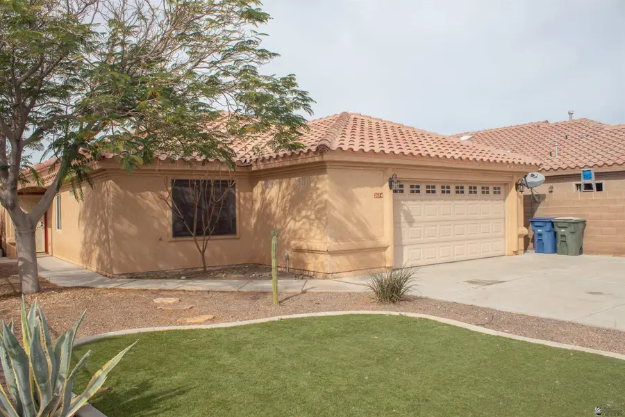 2674 S MIMOSA AVE, Yuma, AZ 85365 - #2