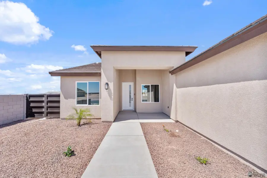 10570 E 46 PL, Yuma, AZ 85367 - #2