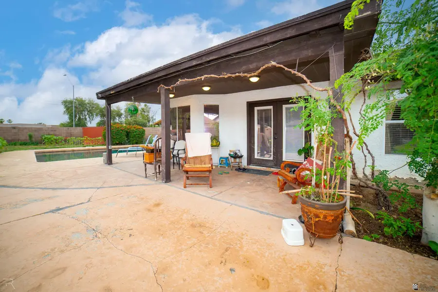 1577 S 34 AVE, Yuma, AZ 85364 - #3