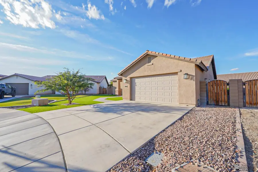 3884 W 37 PL, Yuma, AZ 85365 - #3
