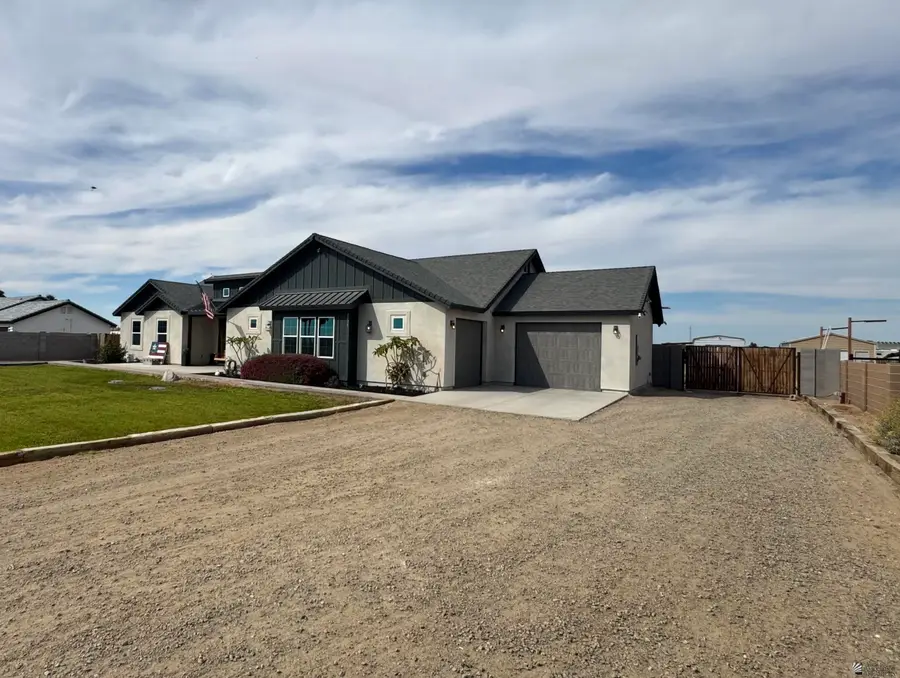 4830 E COUNTY 15 1/2 ST, Yuma, AZ 85365 - #2