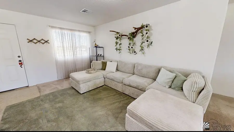 7961 E 44 LN, Yuma, AZ 85365 - #2