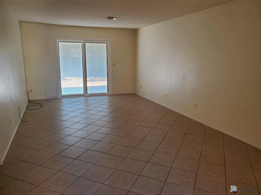 1493 W 15 ST, Yuma, AZ 85364 - #2