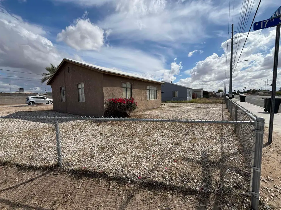 1707 S AVE A, Yuma, AZ 85364 - #2