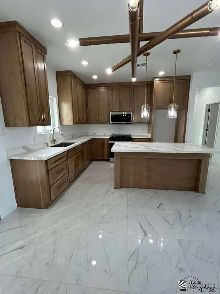 5053 E LOS OLIVOS DR, San Luis, AZ 85336 - #2