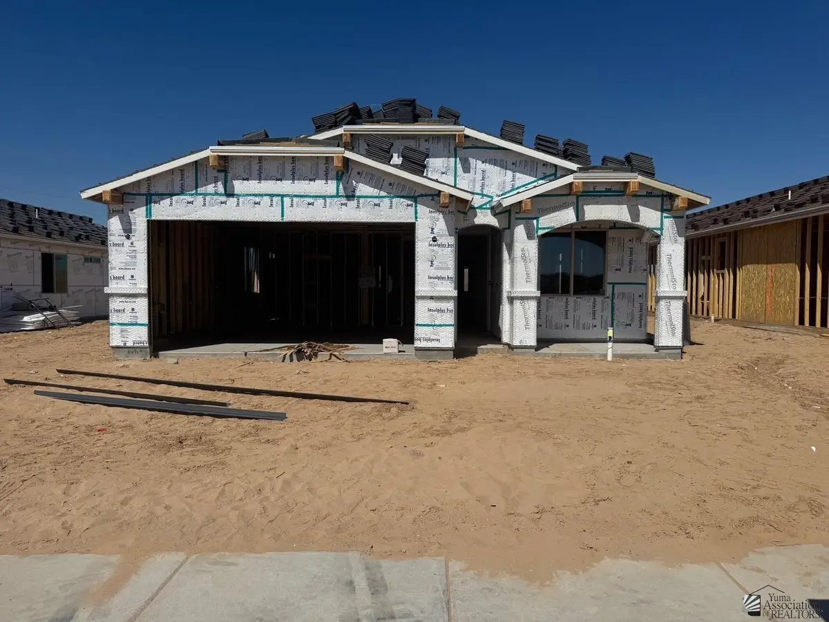 7696 E 35 ST, Yuma, AZ 85365 - #1