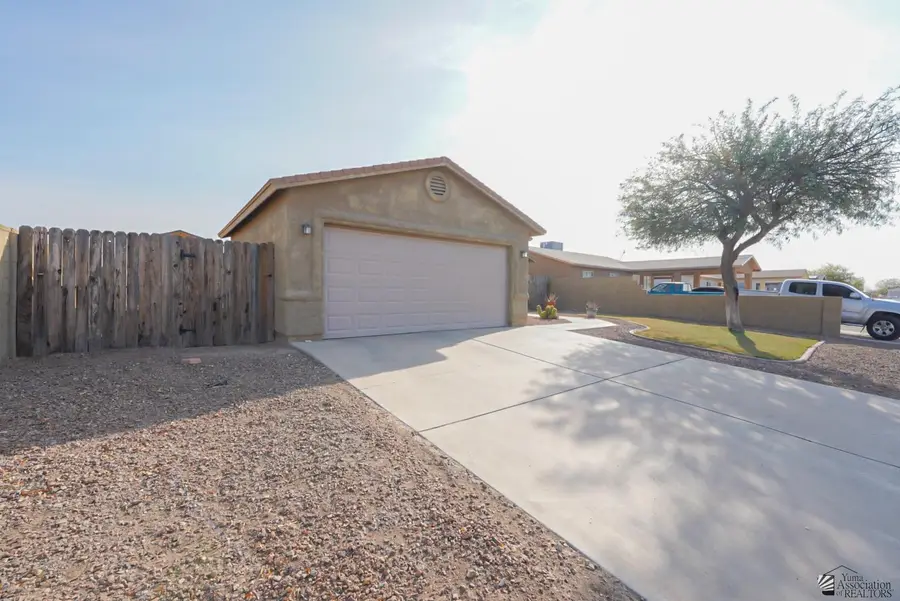 217 E PATRICIA ST, San Luis, AZ 85336 - #3