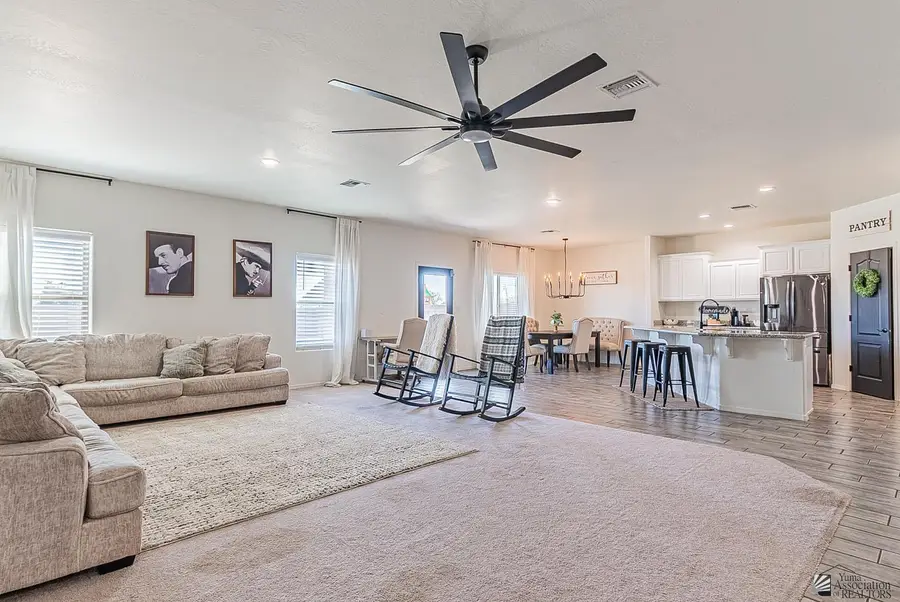 4197 W 27 LN, Yuma, AZ 85364 - #3