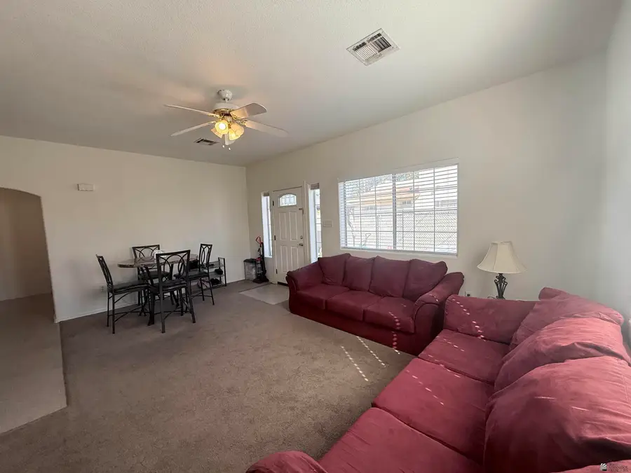 967 S 37 AVE, Yuma, AZ 85364 - #2