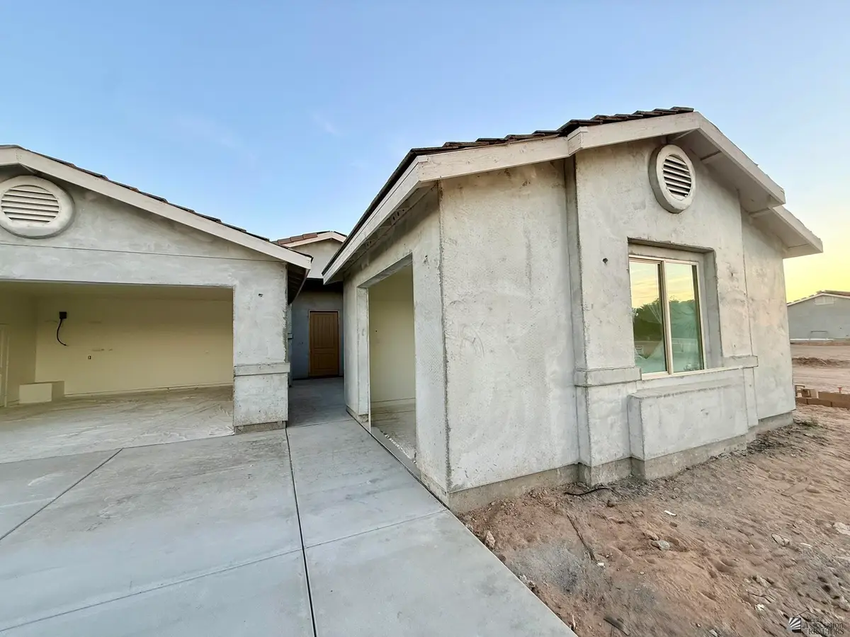 2301 W COUNTY 16 3/4 ST, Yuma, AZ 85350 - #1