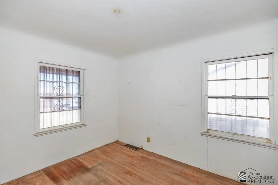 577 S 9 AVE, Yuma, AZ 85364 - #3