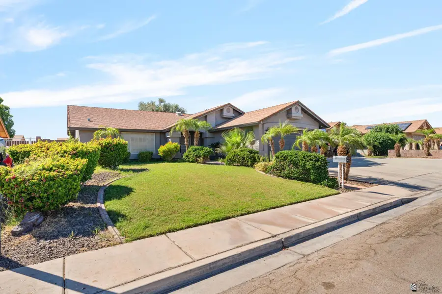 1348 S 37 DR, Yuma, AZ 85364 - #2