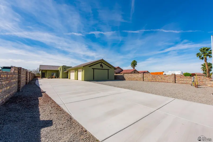 14683 S 48 DR, Yuma, AZ 85367 - #2