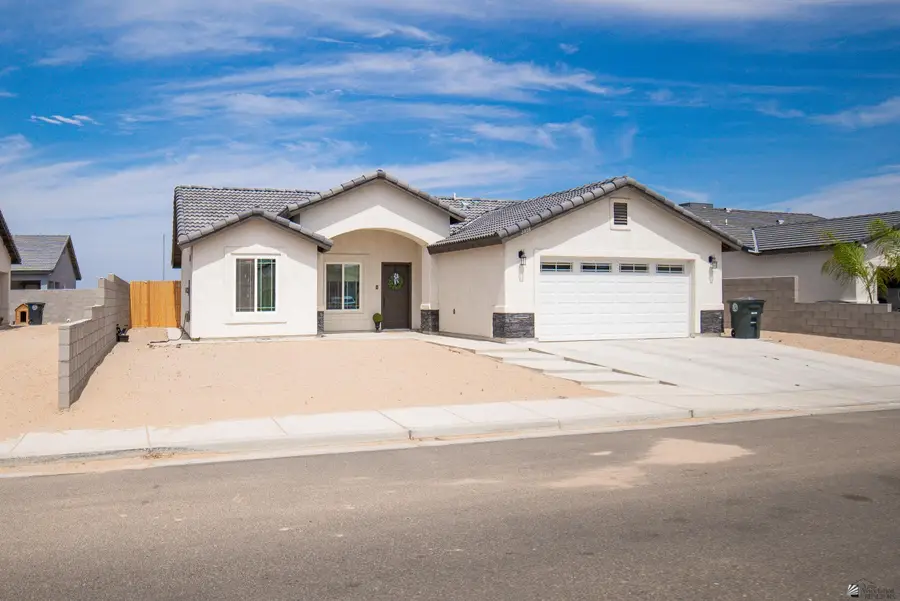 3956 E SAN DIEGO ST, San Luis, AZ 85336 - #2