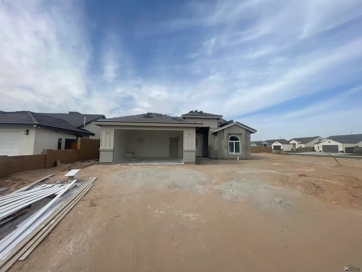 7970 E 35 ST, Yuma, AZ 85365 - #1