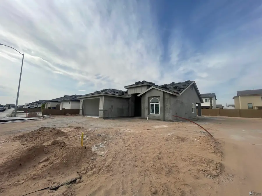 7970 E 35 ST, Yuma, AZ 85365 - #2
