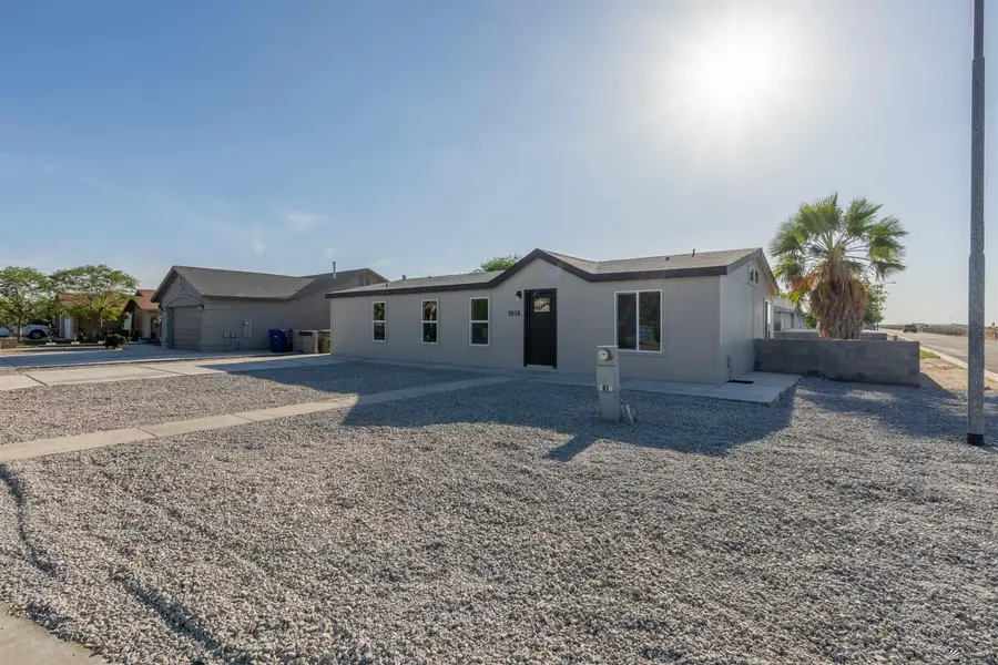 3018 S ORLANDO AVE, Yuma, AZ 85365 - #3