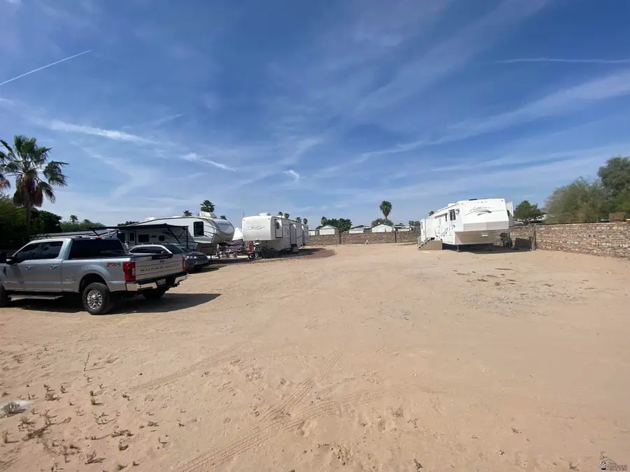 11852 S SANDRA AVE, Yuma, AZ 85367 - #3
