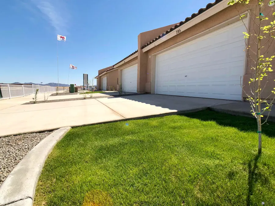 3933 S SOL DR, Yuma, AZ 85365 - #2