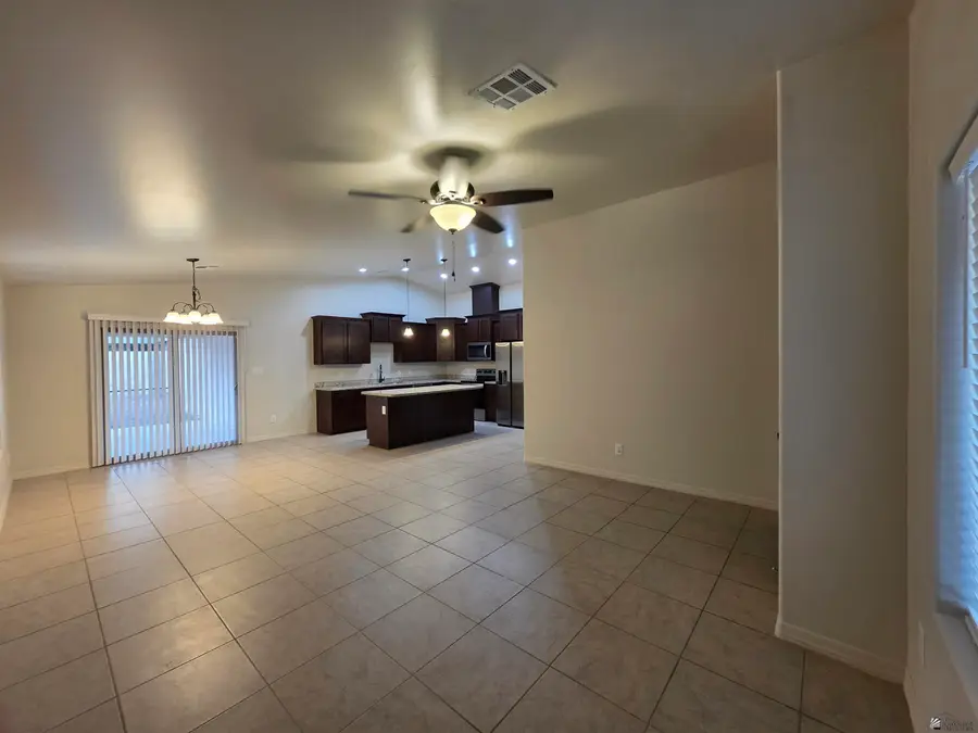 8685 E 41 ST, Yuma, AZ 85365 - #3