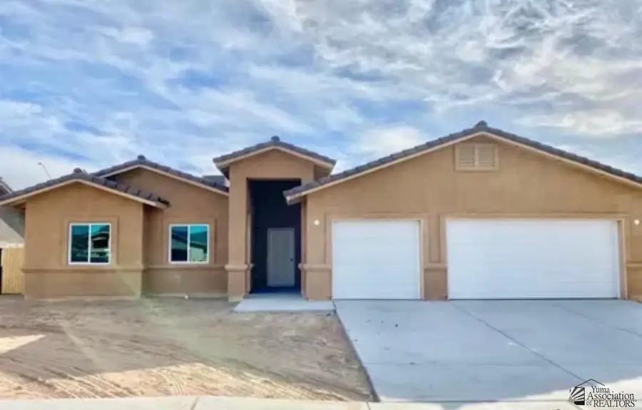 7077 E 45 ST, Yuma, AZ 85365 - #2