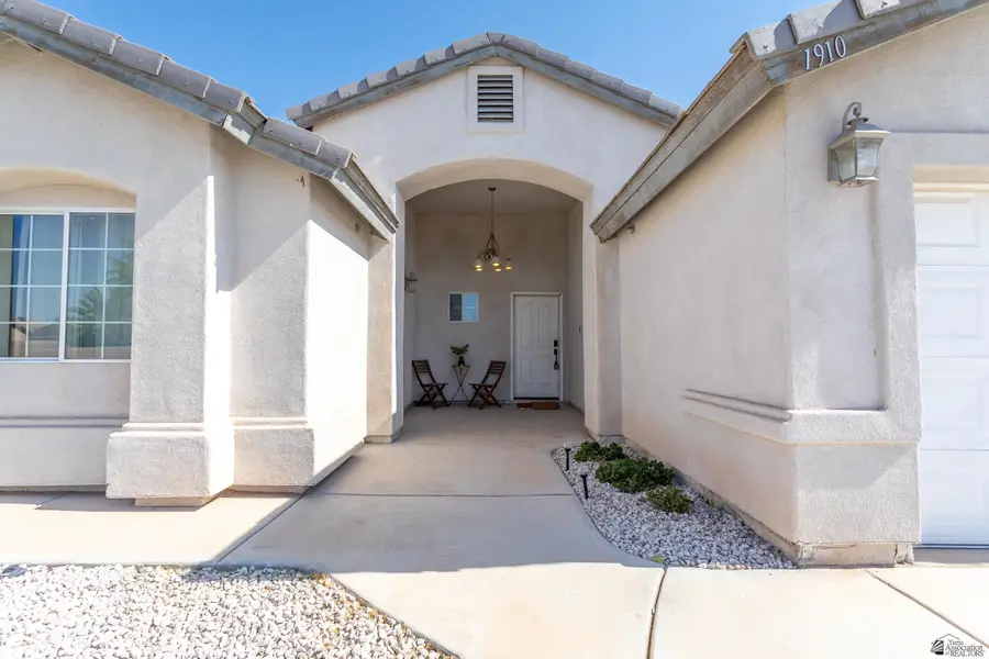 1910 E LOS OLIVOS DR, San Luis, AZ 85336 - #3