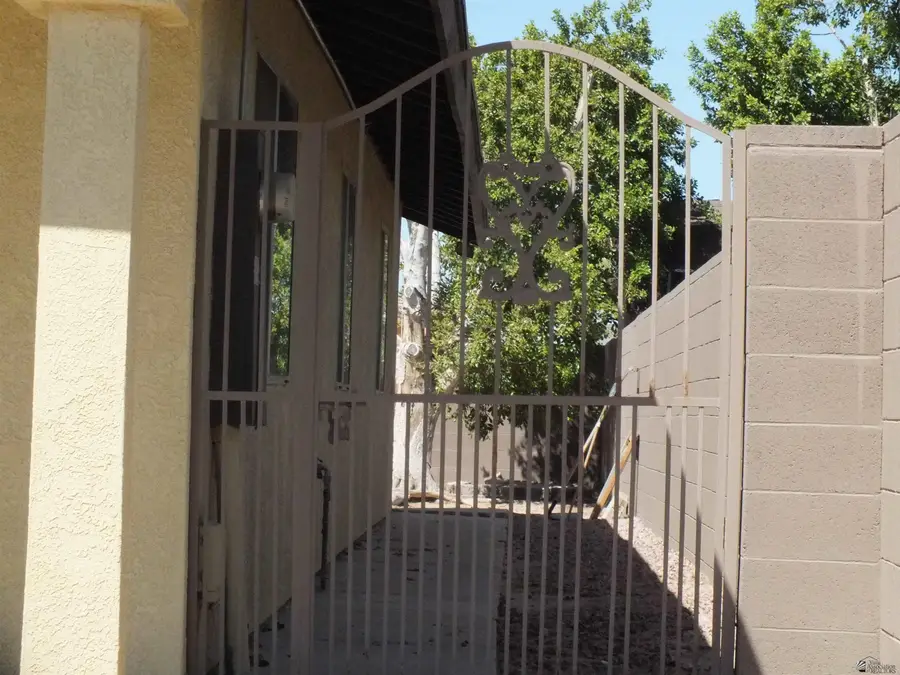 1618 E LIBERTY ST, San Luis, AZ 85336 - #3