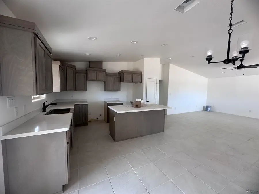 9911 E 36 PL, Yuma, AZ 85365 - #2