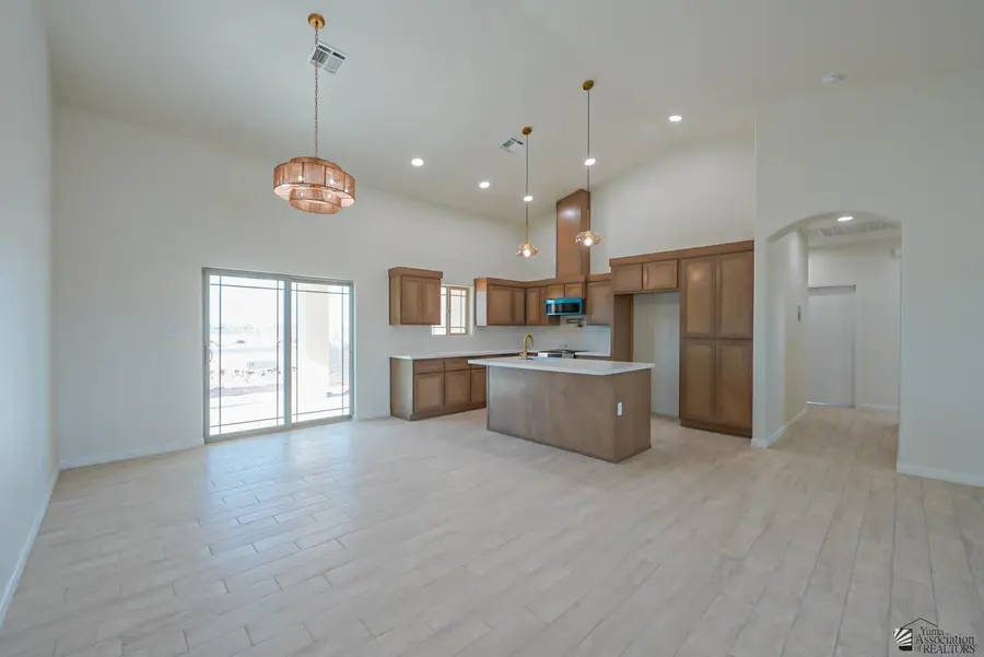 10570 E 45 ST, Yuma, AZ 85367 - #2