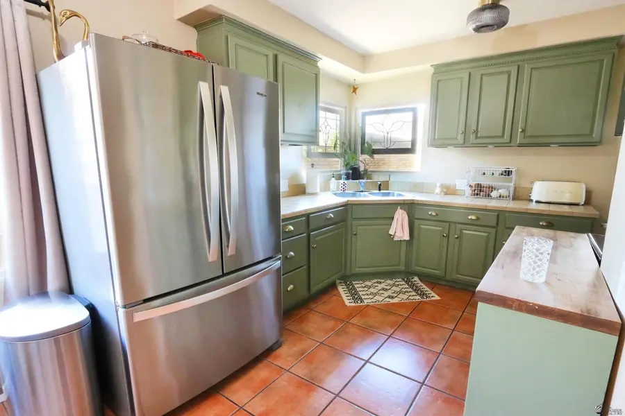 617 S 7 AVE, Yuma, AZ 85364 - #3