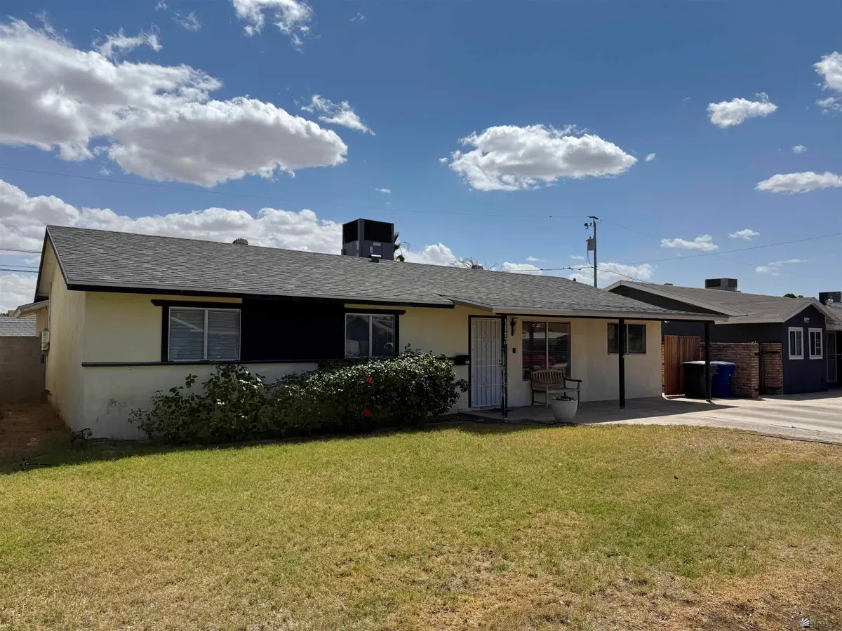 1113 E CORONA DR, Yuma, AZ 85365 - #1