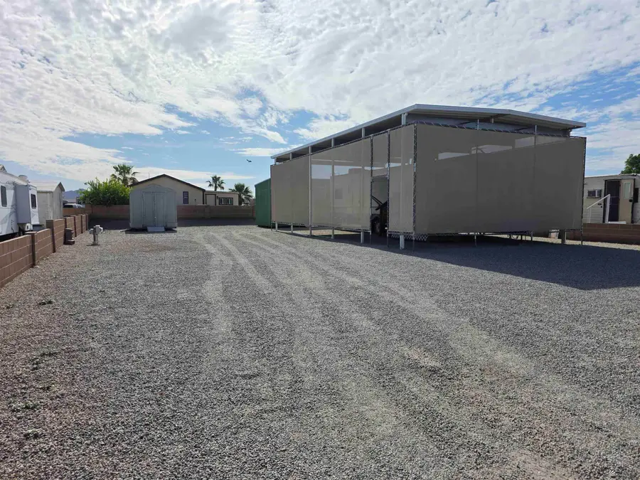 10199 S WINTER AVE, Yuma, AZ 85365 - #3