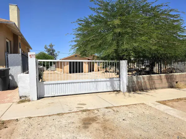 272 S 7 AVE, Yuma, AZ 85364