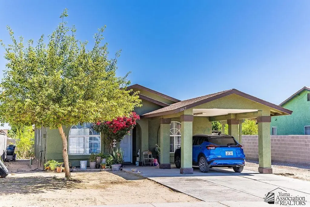 1067 N 4 DR, San Luis, AZ 85336 - #1
