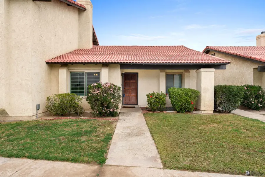 2045 S 14 AVE, Yuma, AZ 85364 - #3